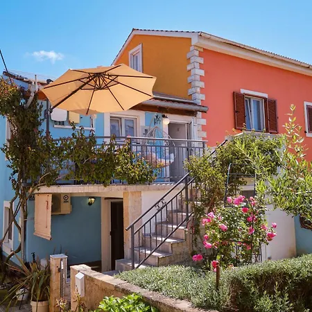 Cozy In With Wifi Apartment
